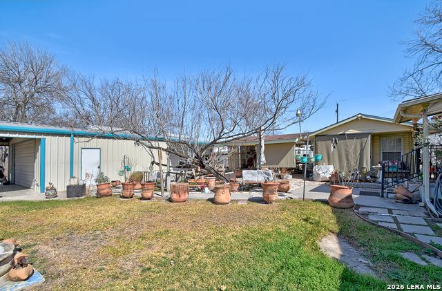 Image 6 of 22 For 2740 Churchill