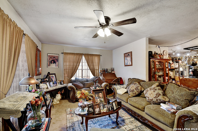 Image 8 of 22 For 2740 Churchill