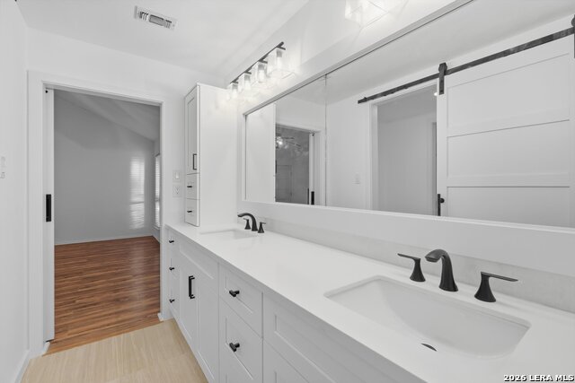 Image 20 of 25 For 802 Sherman Oak