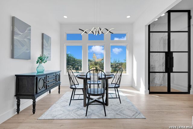 Image 19 of 52 For 109 Upper River Place