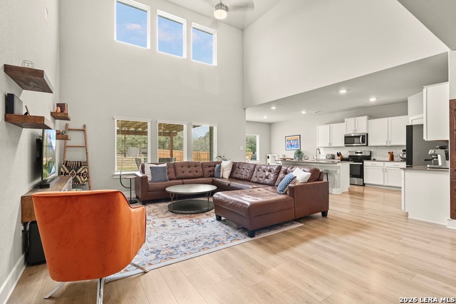 Image 13 of 44 For 3191 Iron Canyon