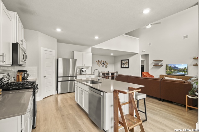 Image 15 of 44 For 3191 Iron Canyon