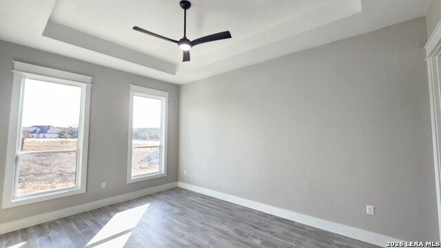 Image 25 of 46 For 699 James Way