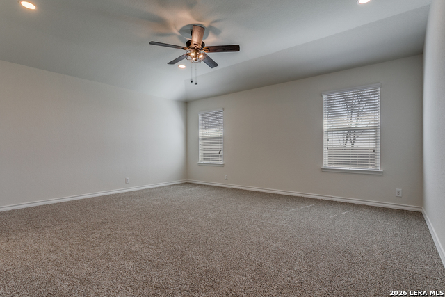 Listing photo id 11 for 2915 Sunset Bend