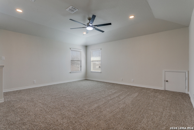 Listing photo id 13 for 2915 Sunset Bend