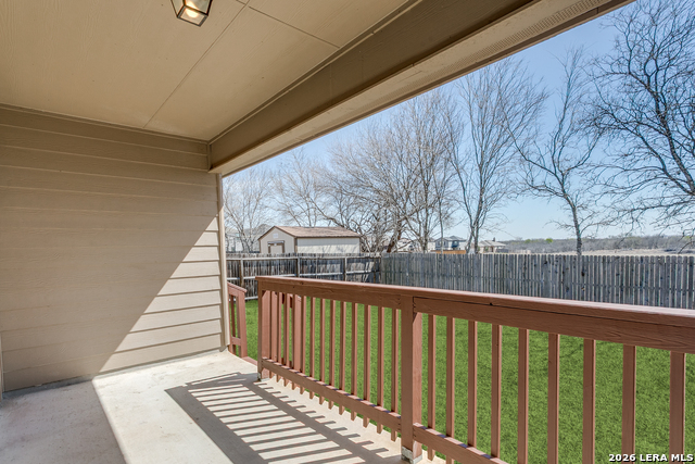 Listing photo id 20 for 2915 Sunset Bend