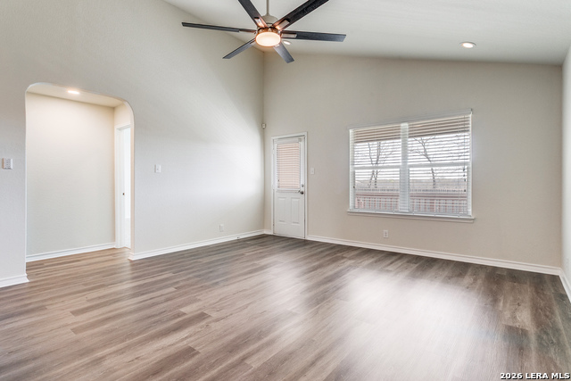 Listing photo id 24 for 2915 Sunset Bend