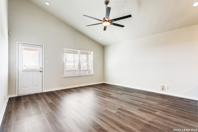 Listing photo id 26 for 2915 Sunset Bend