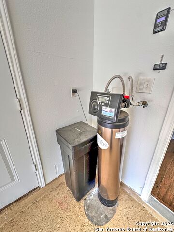 Image 38 of 40 For 8711 Sandia  