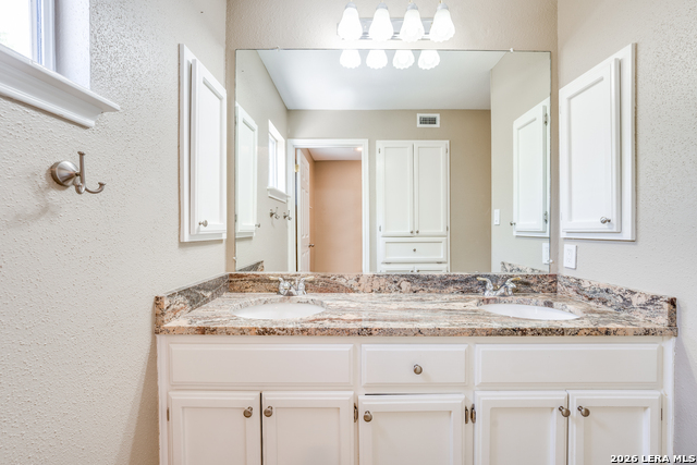 Image 24 of 25 For 201 Craig W Apt N