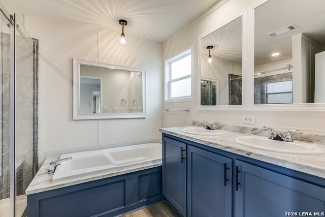 Image 17 of 25 For 23403 Hickory Pass