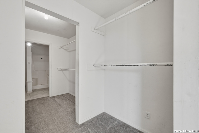 Image 17 of 50 For 17896 Pleasanton Rd