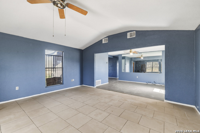 Image 25 of 50 For 17896 Pleasanton Rd