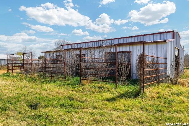 Image 42 of 50 For 17896 Pleasanton Rd