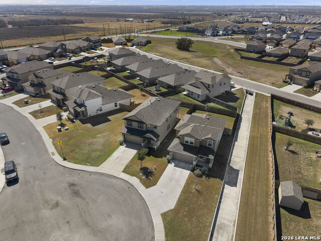 Image 27 of 29 For 4021 Lilac Path