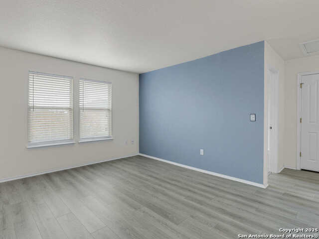 Image 12 of 26 For 11018 Dublin Field