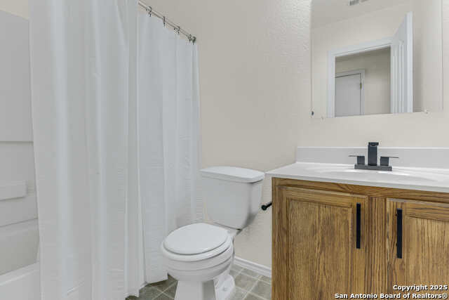 Image 17 of 26 For 11018 Dublin Field