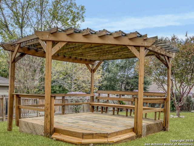 Image 24 of 26 For 11018 Dublin Field