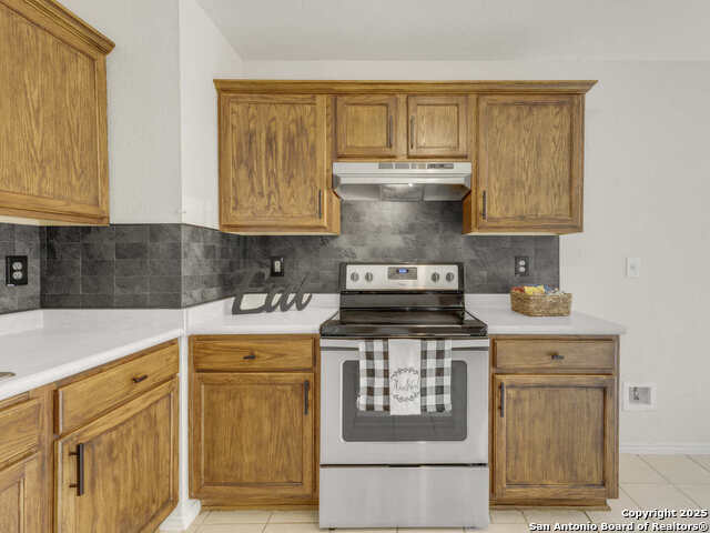 Image 8 of 26 For 11018 Dublin Field