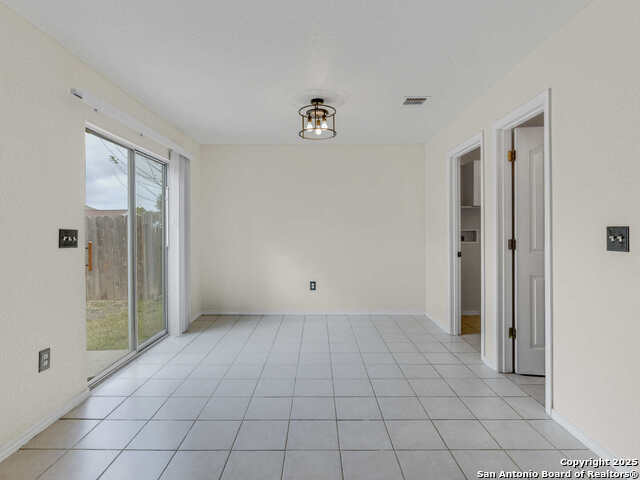 Image 9 of 26 For 11018 Dublin Field