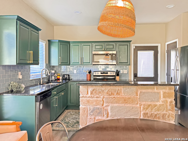 Image 18 of 37 For 1009 Eagle Flight Dr