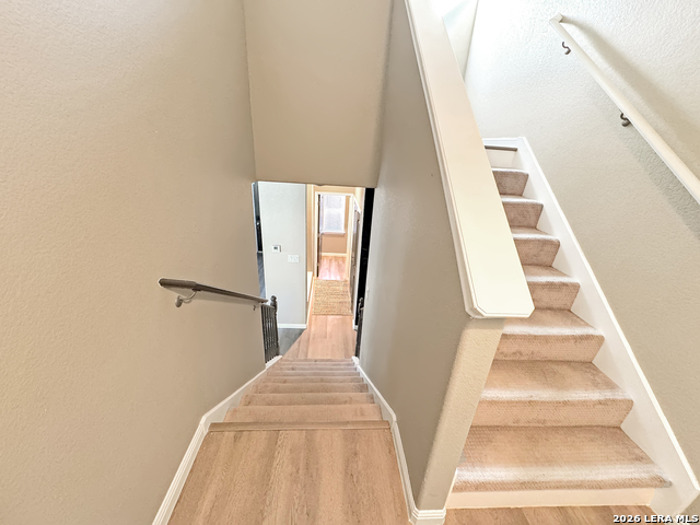 Image 23 of 37 For 1009 Eagle Flight Dr