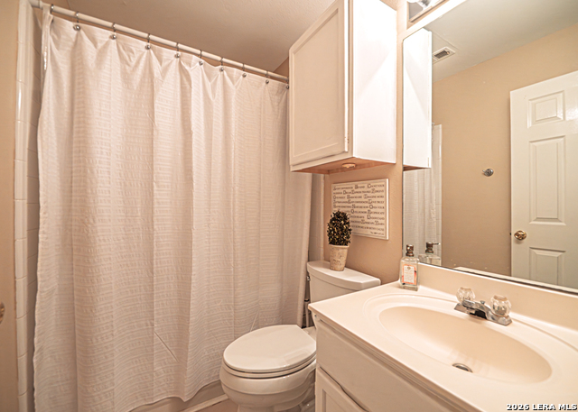 Image 16 of 27 For 2366 Windmill Way