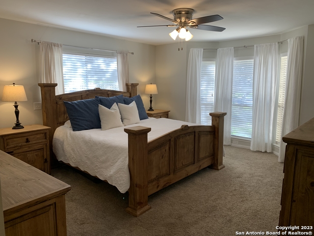 Image 5 of 8 For 84 Roundup Dr