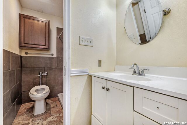 Image 13 of 29 For 6307 Waddesdon Wood