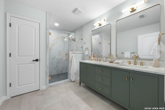 Image 19 of 25 For 414 Devonshire