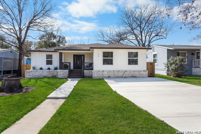 Image 2 of 25 For 414 Devonshire