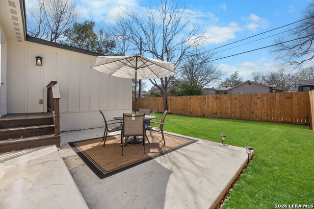 Image 24 of 25 For 414 Devonshire