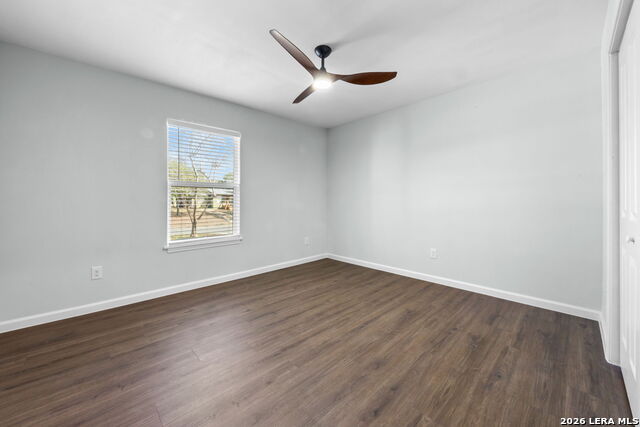 Image 4 of 25 For 414 Devonshire