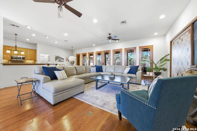 Details for 27118 Rockwall Pkwy, New Braunfels, TX 78132