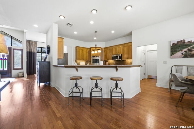 Image 12 of 28 For 27118 Rockwall Pkwy