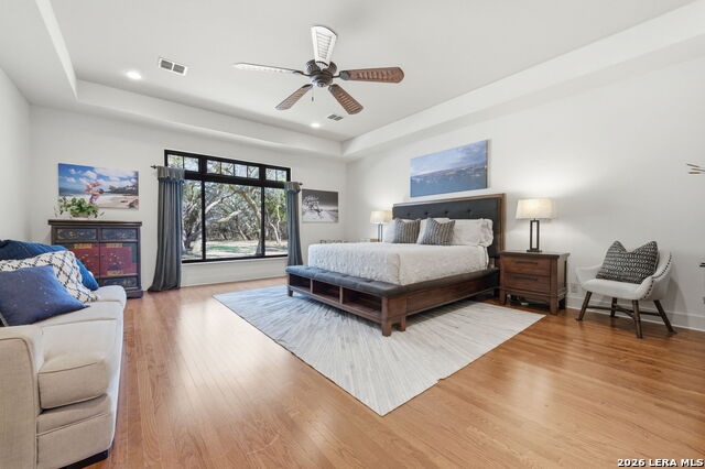 Image 13 of 28 For 27118 Rockwall Pkwy