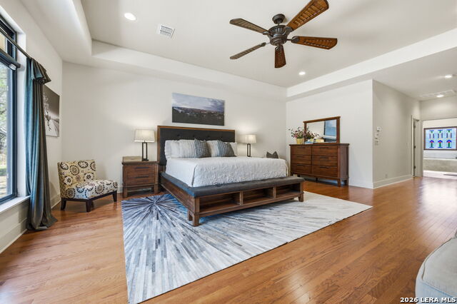 Image 14 of 28 For 27118 Rockwall Pkwy