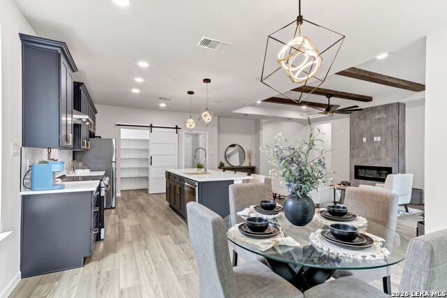 Image 3 of 11 For 10032 Tammie Hill