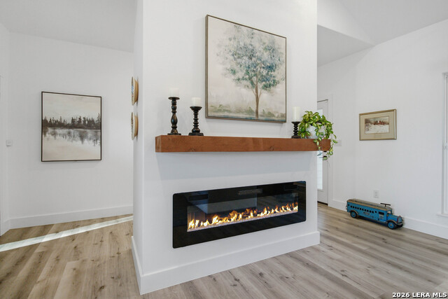 Listing photo id 14 for 1174 Desiree