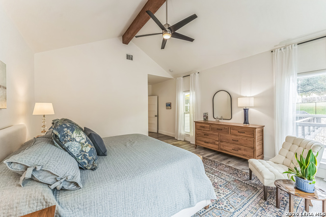 Listing photo id 29 for 1174 Desiree