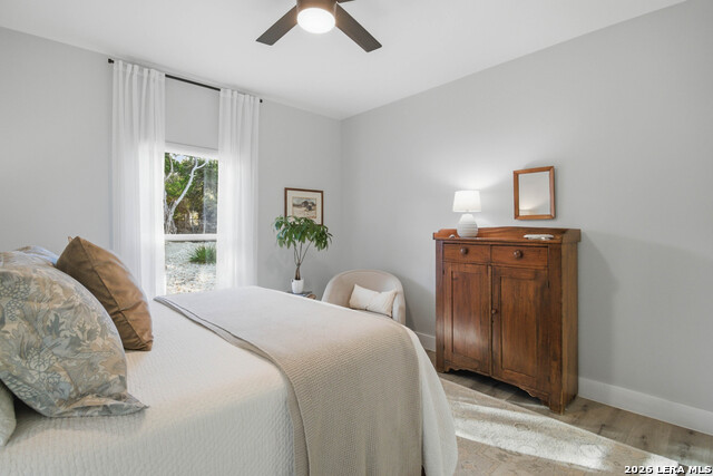 Listing photo id 40 for 1174 Desiree