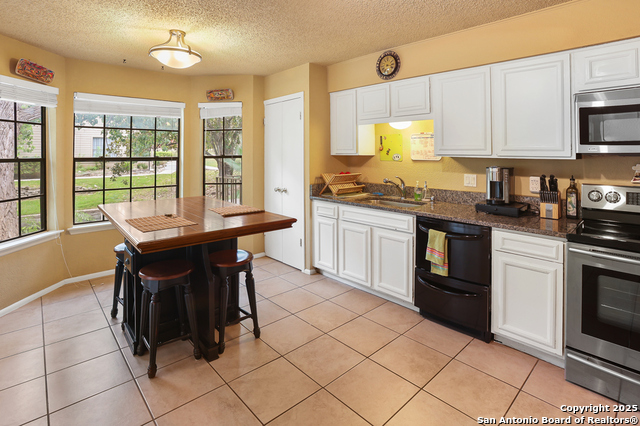 Image 9 of 30 For 7711 Callaghan  802