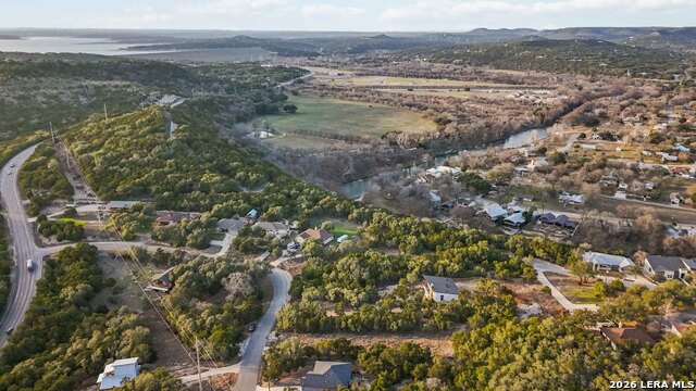 Listing photo id 7 for 649 Kindersley