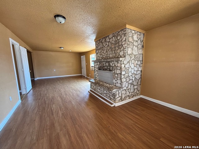 Listing photo id 0 for 120 Plum N 