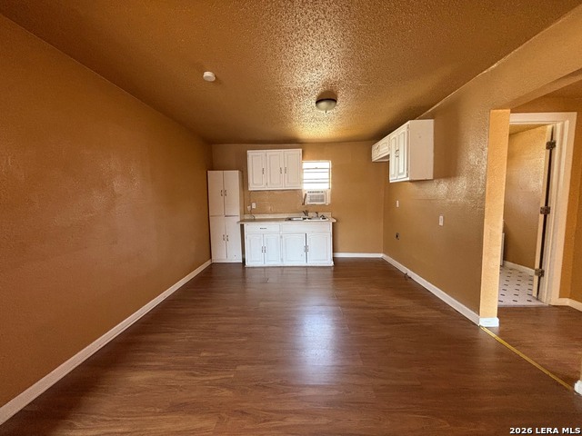 Listing photo id 4 for 120 Plum N 