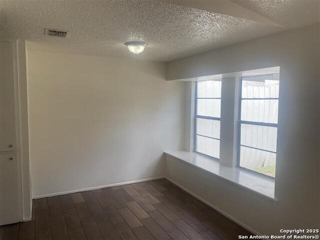 Image 5 of 18 For 9615 Vale  