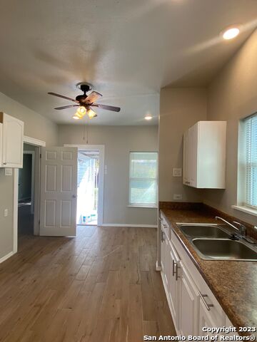 Image 6 of 18 For 350 Barrett Pl