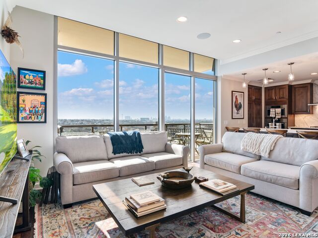 Image 6 of 29 For 4242 Broadway Street  802