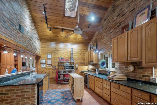 Image 11 of 45 For 340 Mustang Cir