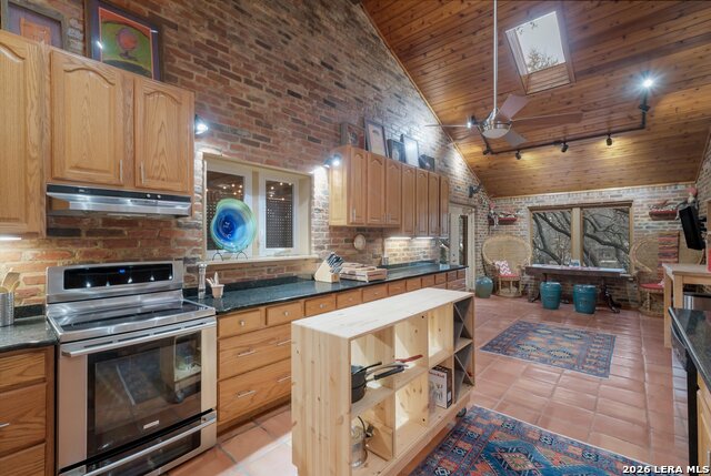 Image 12 of 45 For 340 Mustang Cir